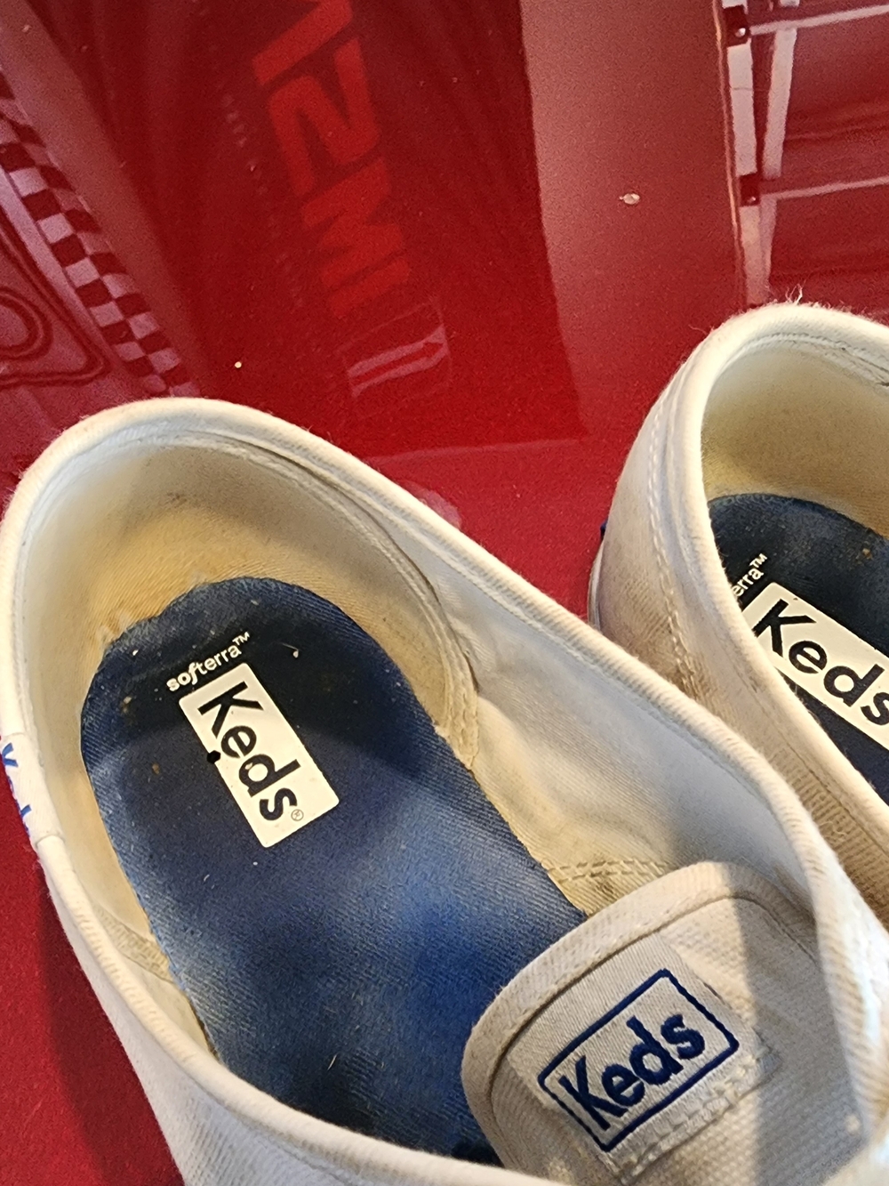 Keds 10w Well Worn! - Picture 2 of 9